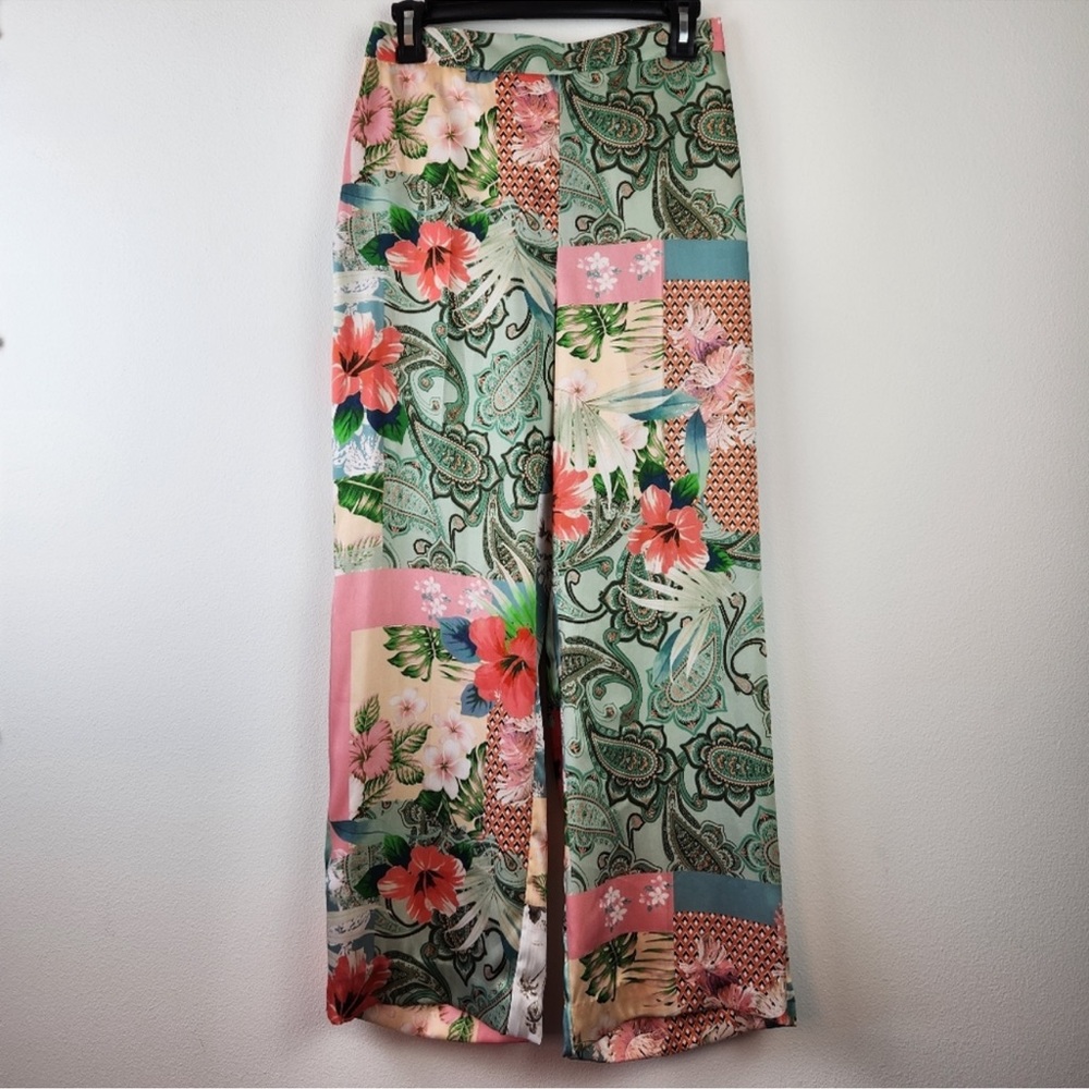 ZARA WOMAN cropped wide leg printed Paisley pants Size S
